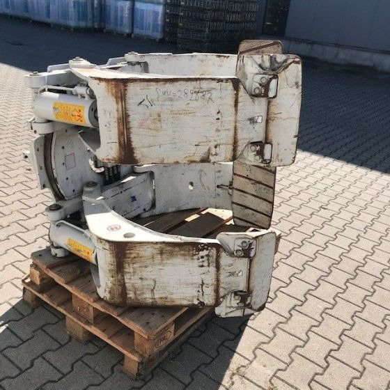 Cascade Rotating Roll clamp - Clamp for Material handling equipment: picture 5 Cascade Rotating Roll clamp - Clamp for Material handling equipment: picture 5