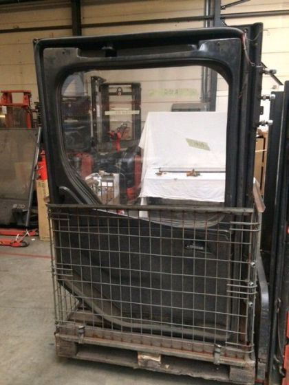Complete door for Linde - Door and parts for Material handling equipment: picture 3 Complete door for Linde - Door and parts for Material handling equipment: picture 3