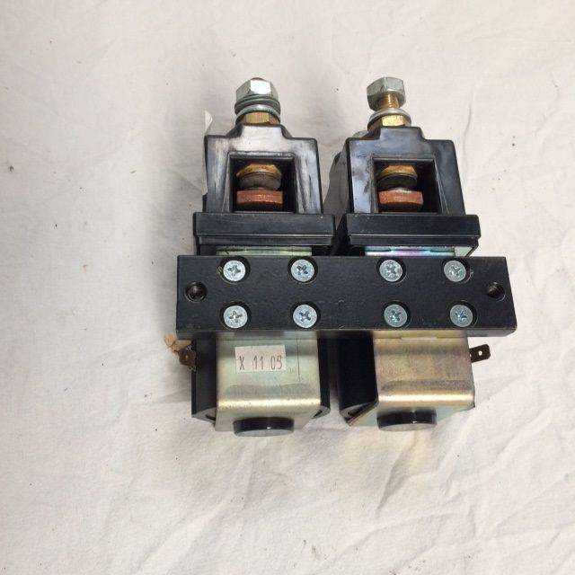 Contactor for Caterpillar - Electrical system for Material handling equipment: picture 1 Contactor for Caterpillar - Electrical system for Material handling equipment: picture 1