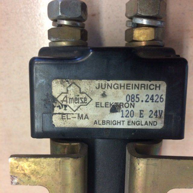 Contactor for Jungheinrich - Electrical system for Material handling equipment: picture 4 Contactor for Jungheinrich - Electrical system for Material handling equipment: picture 4