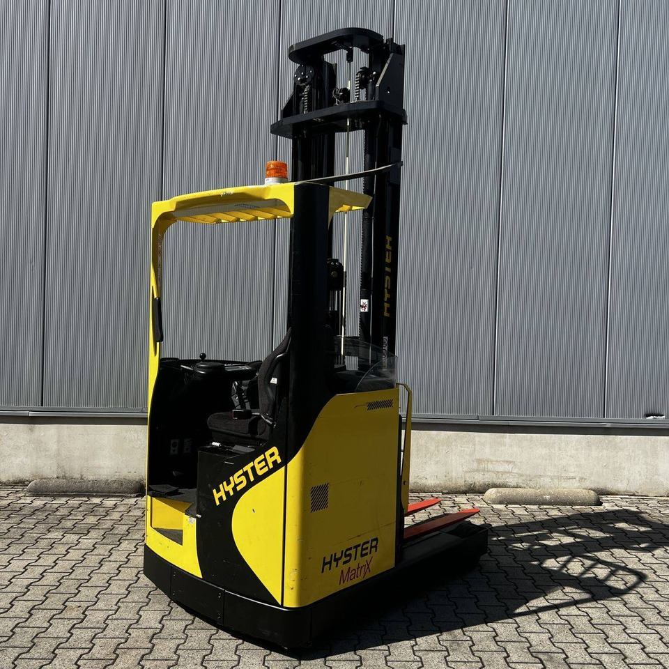 Hyster R1.4H - Reach truck: picture 1 Hyster R1.4H - Reach truck: picture 1