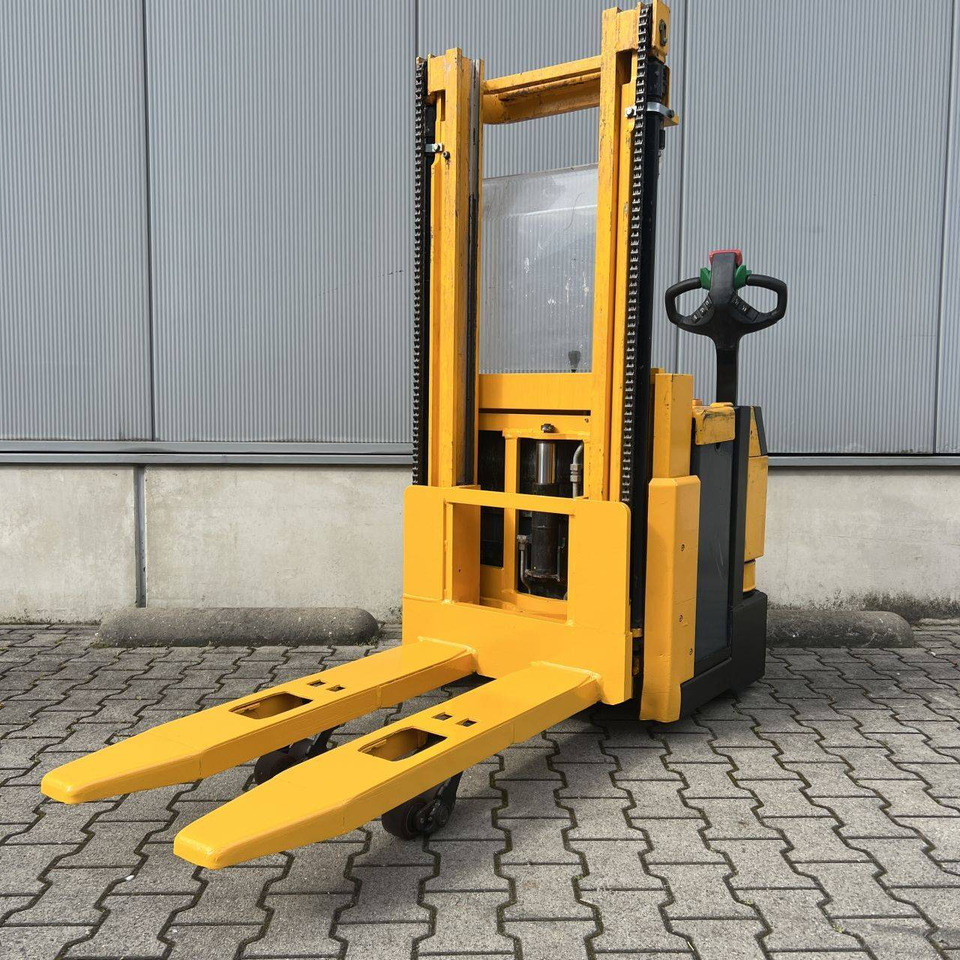 Jungheinrich EJC-Z16 - Stacker: picture 2 Jungheinrich EJC-Z16 - Stacker: picture 2