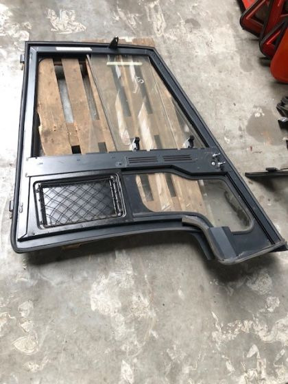 Left door for Linde series 387 - Door and parts for Material handling equipment: picture 1 Left door for Linde series 387 - Door and parts for Material handling equipment: picture 1