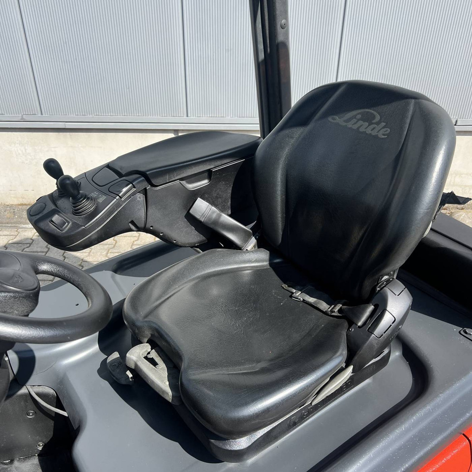 Linde E16PH (386-02) EVO - Electric forklift: picture 4 Linde E16PH (386-02) EVO - Electric forklift: picture 4