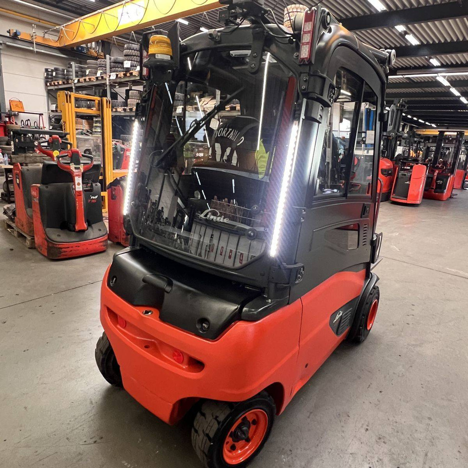 Electric forklift Linde E20PL (386-02) EVO: picture 13