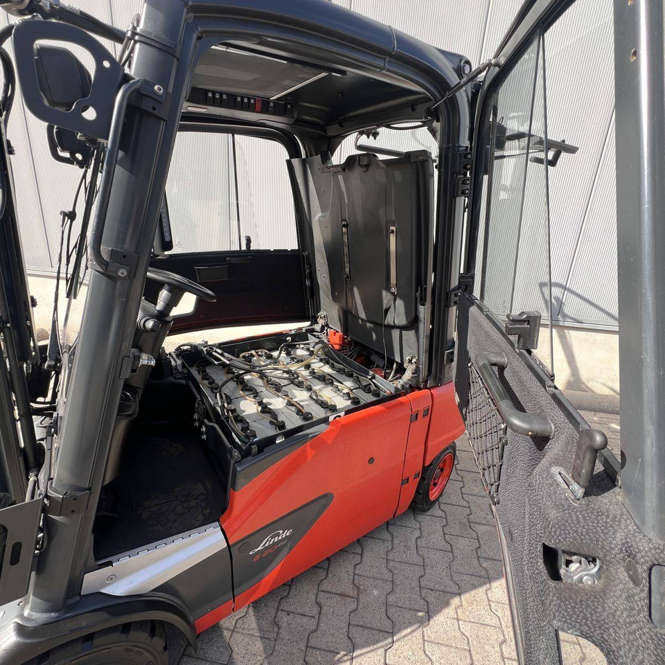 Electric forklift Linde E20PL (386-02) EVO: picture 19