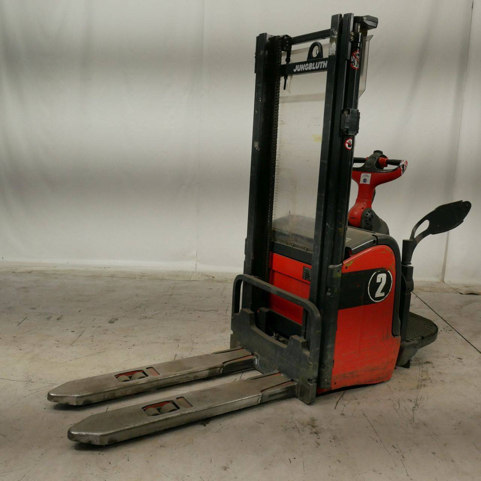 Linde L14AP (372) - Stacker: picture 3 Linde L14AP (372) - Stacker: picture 3
