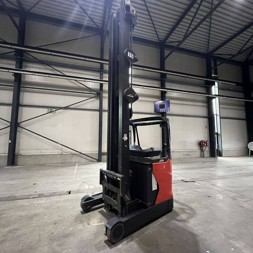 Linde R16HD (1120) - Reach truck: picture 3 Linde R16HD (1120) - Reach truck: picture 3