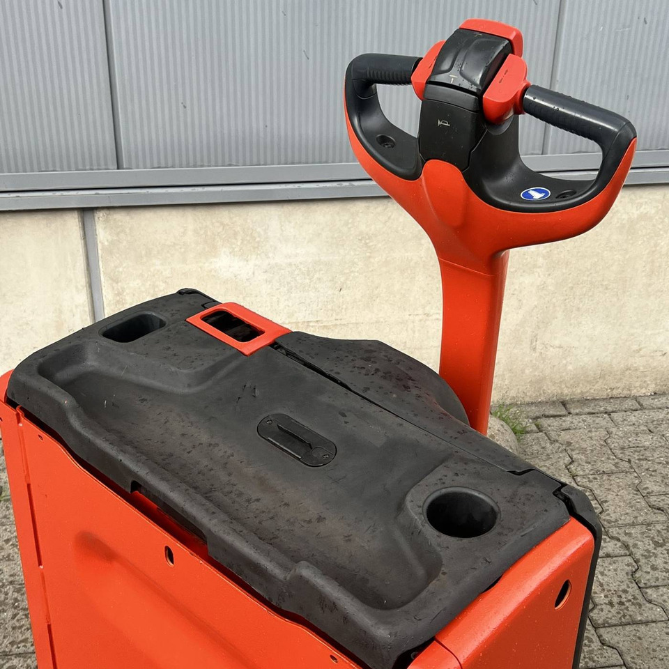 Linde T20 (1152) - Pallet truck: picture 3 Linde T20 (1152) - Pallet truck: picture 3