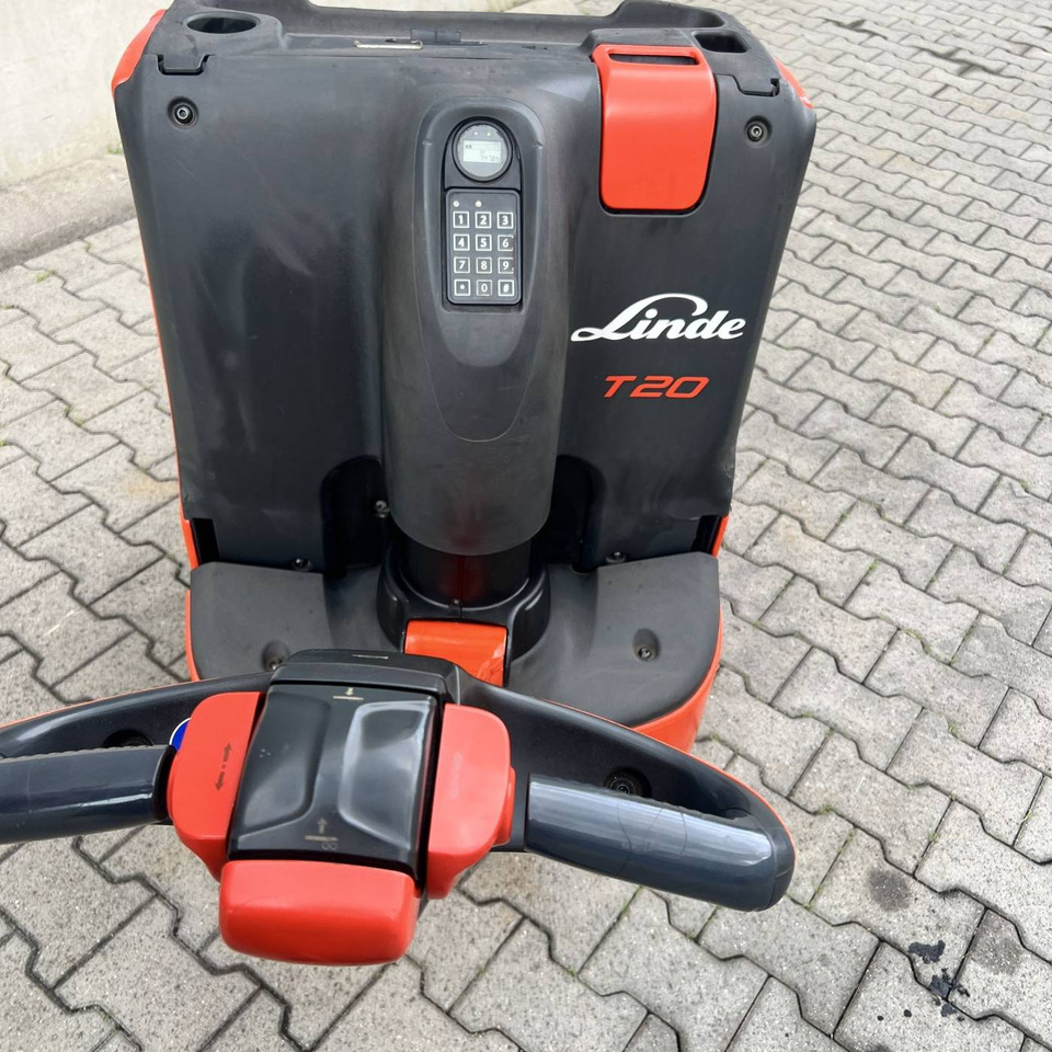 Linde T20 (1152) - Pallet truck: picture 4 Linde T20 (1152) - Pallet truck: picture 4
