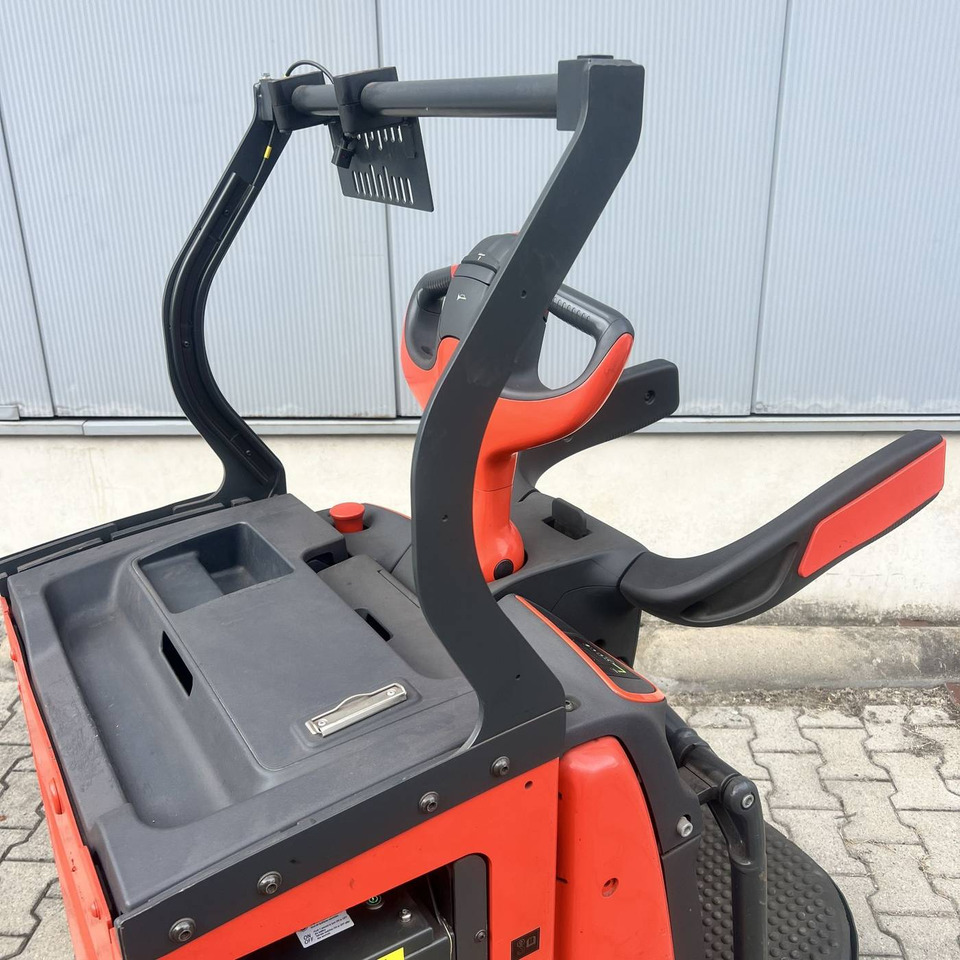 Pallet truck Linde T20AP (1153) Li-On: picture 6 Pallet truck Linde T20AP (1153) Li-On: picture 6