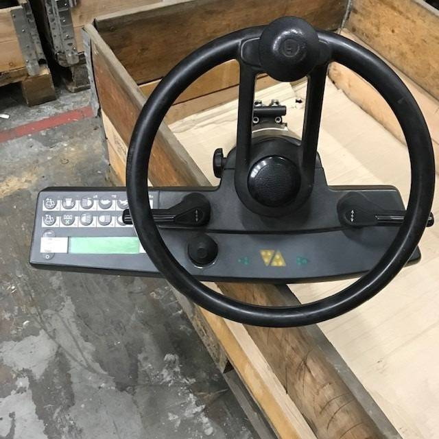 Multipilot with console for Still R60-18 - Steering for Material handling equipment: picture 2 Multipilot with console for Still R60-18 - Steering for Material handling equipment: picture 2