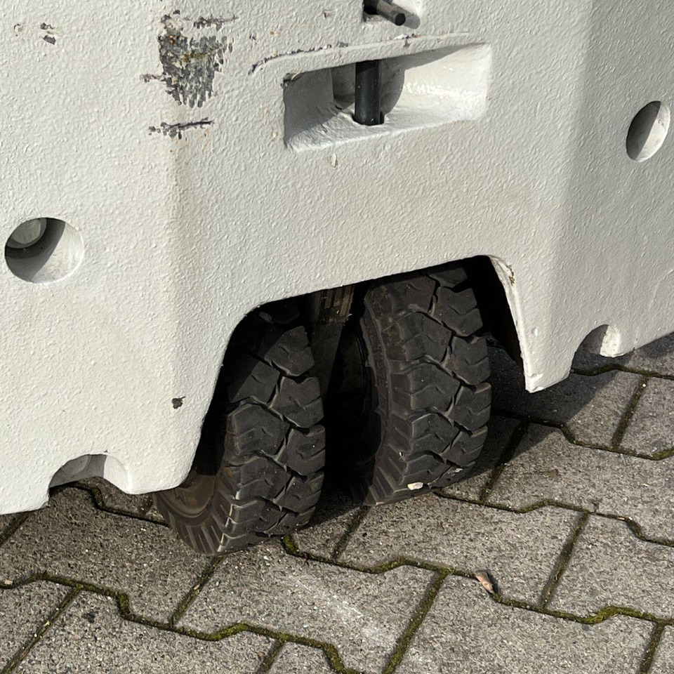 Electric forklift OM Pimespo E10N: picture 16