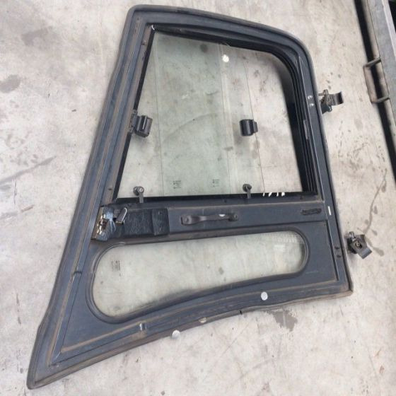 Right door for Linde, Series 386 - Door and parts for Material handling equipment: picture 3 Right door for Linde, Series 386 - Door and parts for Material handling equipment: picture 3