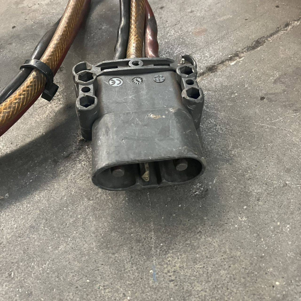 Hoppecke E230 G24/50 B-F14 HO-HF Trak Air - Spare parts for Material handling equipment: picture 4 Hoppecke E230 G24/50 B-F14 HO-HF Trak Air - Spare parts for Material handling equipment: picture 4