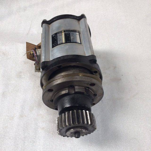 Steering motor for Caterpillar - Steering for Material handling equipment: picture 3 Steering motor for Caterpillar - Steering for Material handling equipment: picture 3
