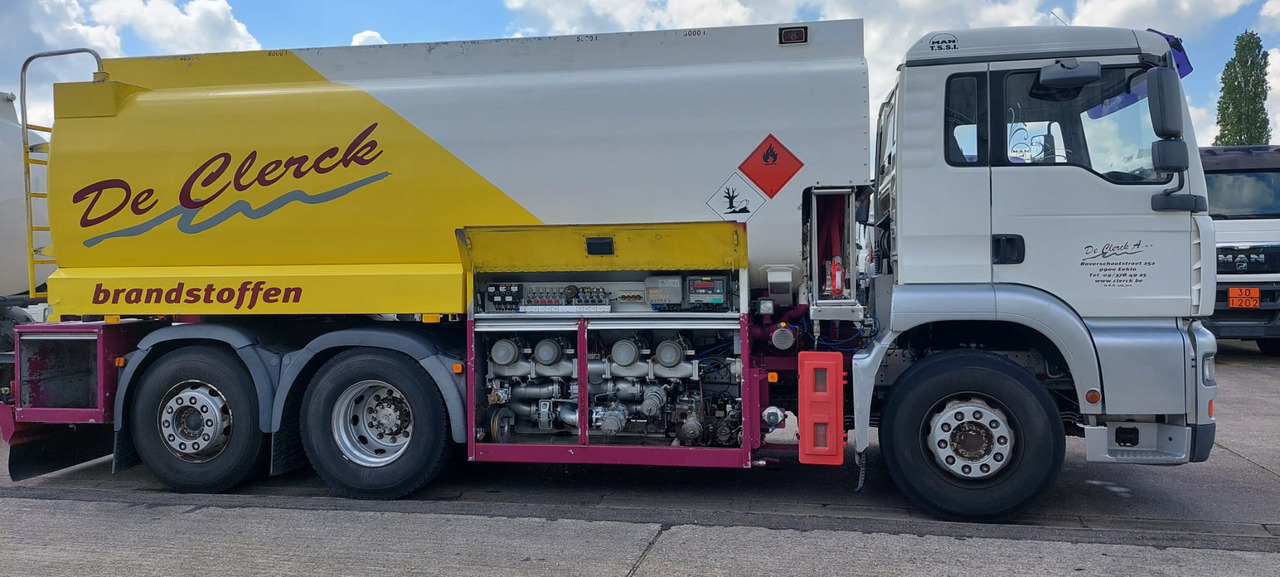 Tank truck MAN: picture 7