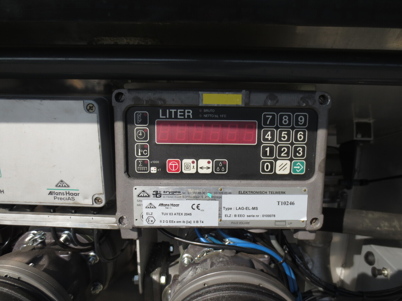 SCANIA G370 - Tank truck: picture 2 SCANIA G370 - Tank truck: picture 2