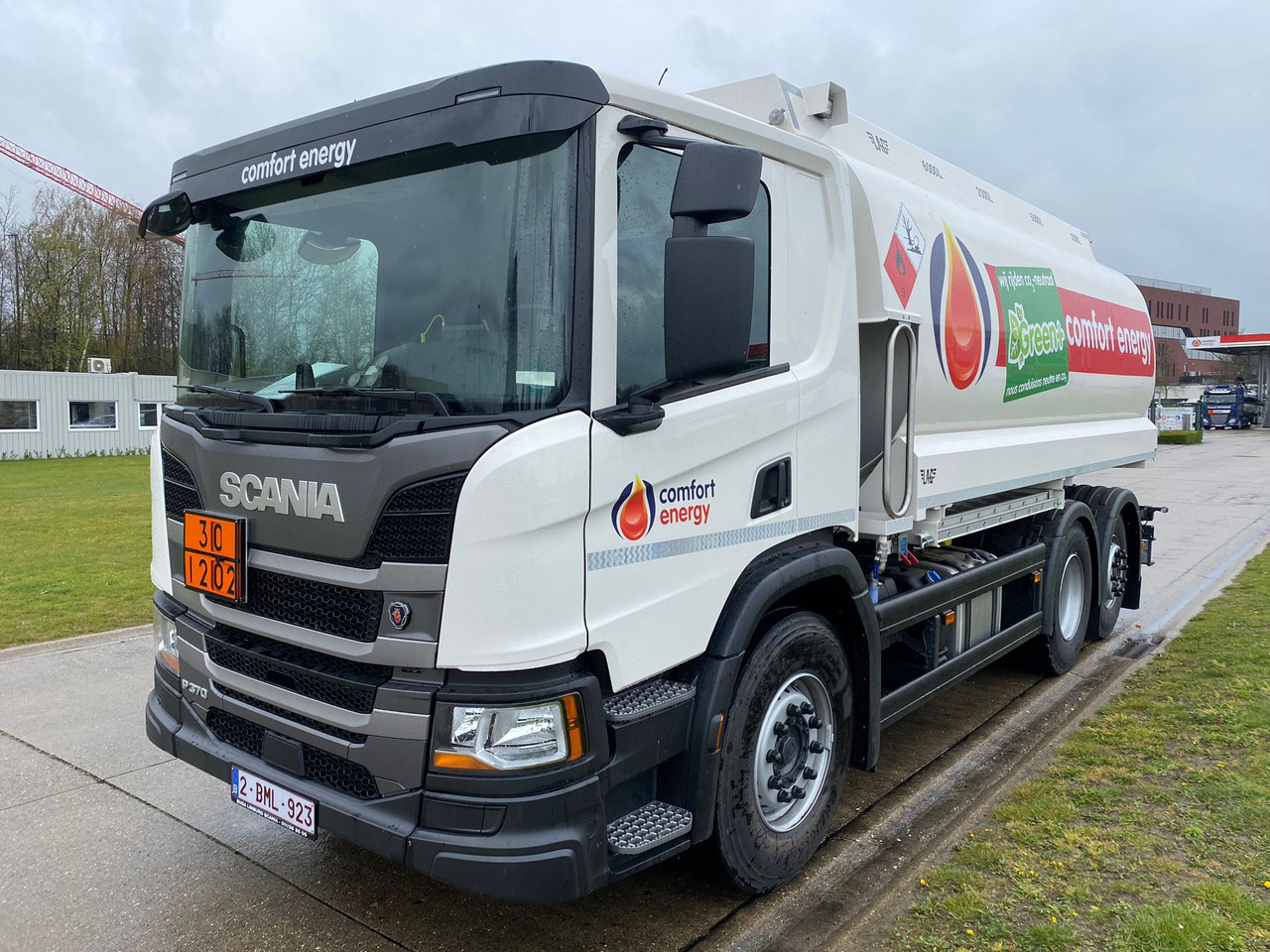SCANIA P370 - Tank truck: picture 1 SCANIA P370 - Tank truck: picture 1