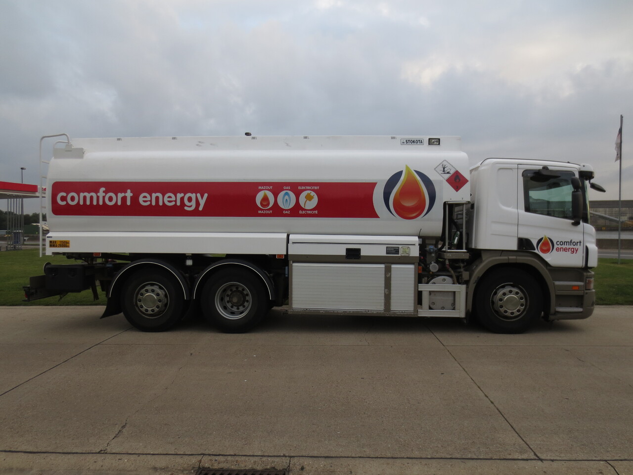 Tank truck Scania P380: picture 8