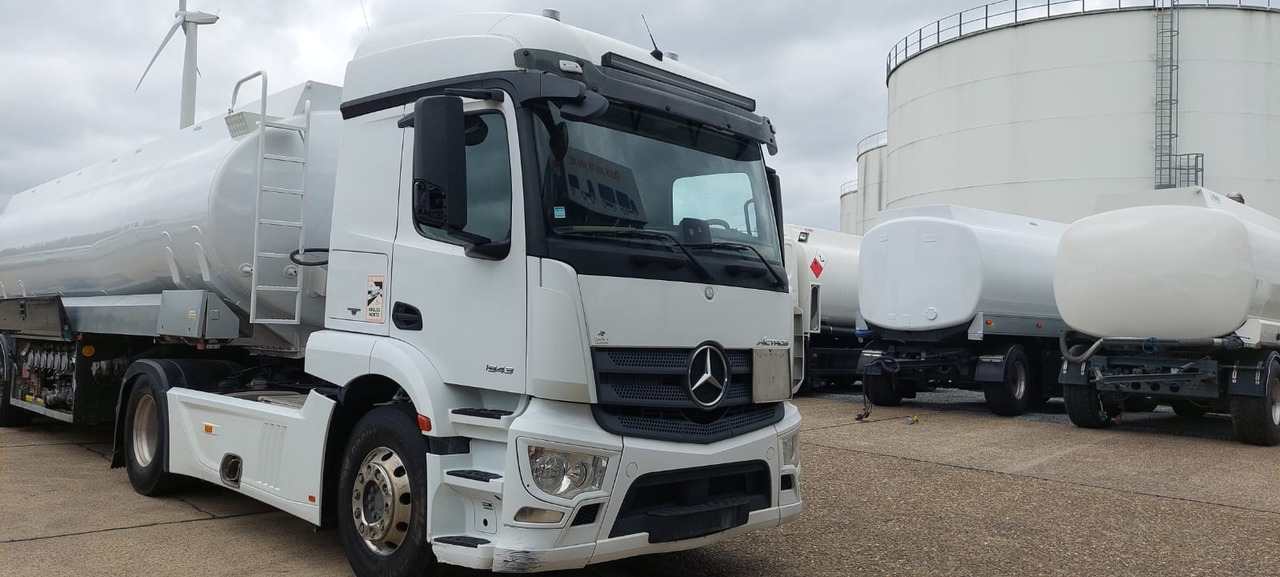 MERCEDES Actros - Tractor unit: picture 3 MERCEDES Actros - Tractor unit: picture 3