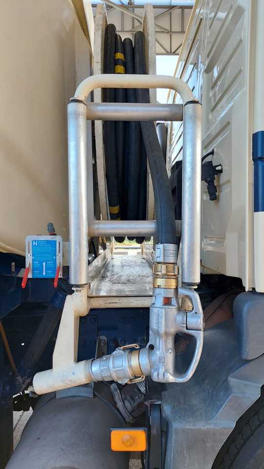 VOLVO FM - Tank truck: picture 4 VOLVO FM - Tank truck: picture 4