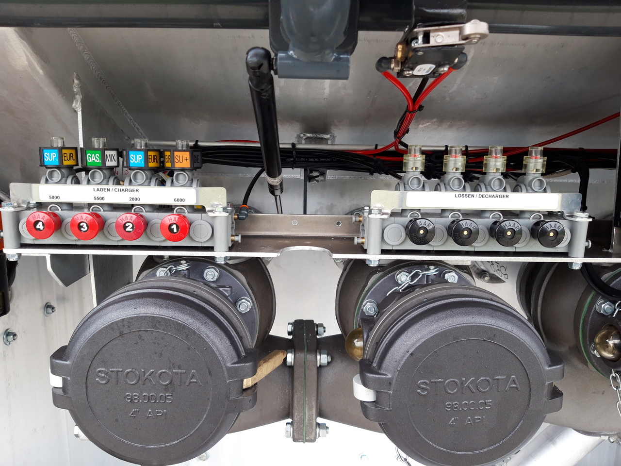 Volvo FM - Tank truck: picture 3 Volvo FM - Tank truck: picture 3