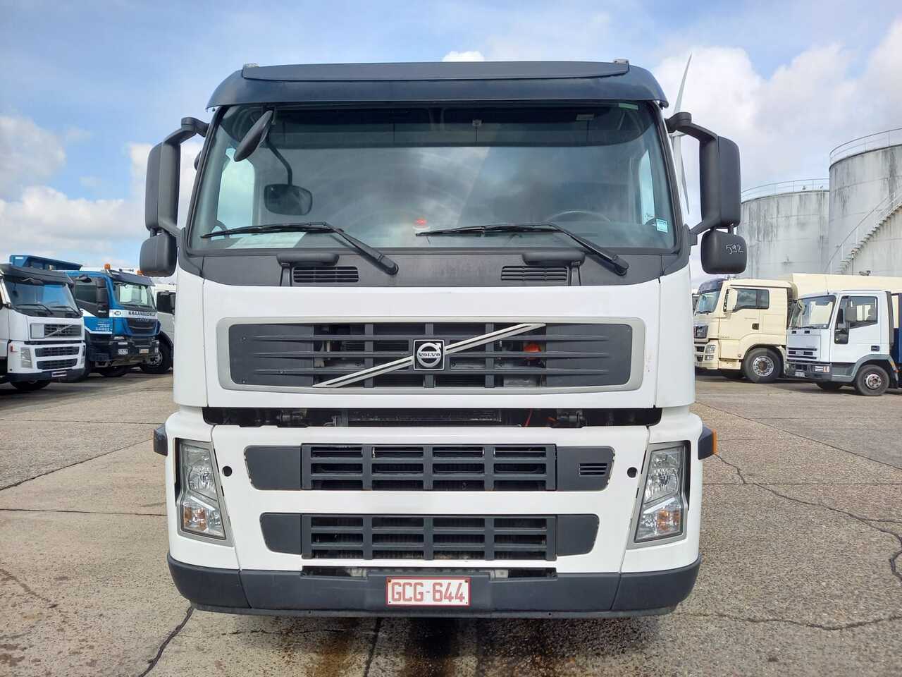 Tank truck Volvo FMFH: picture 5 Tank truck Volvo FMFH: picture 5