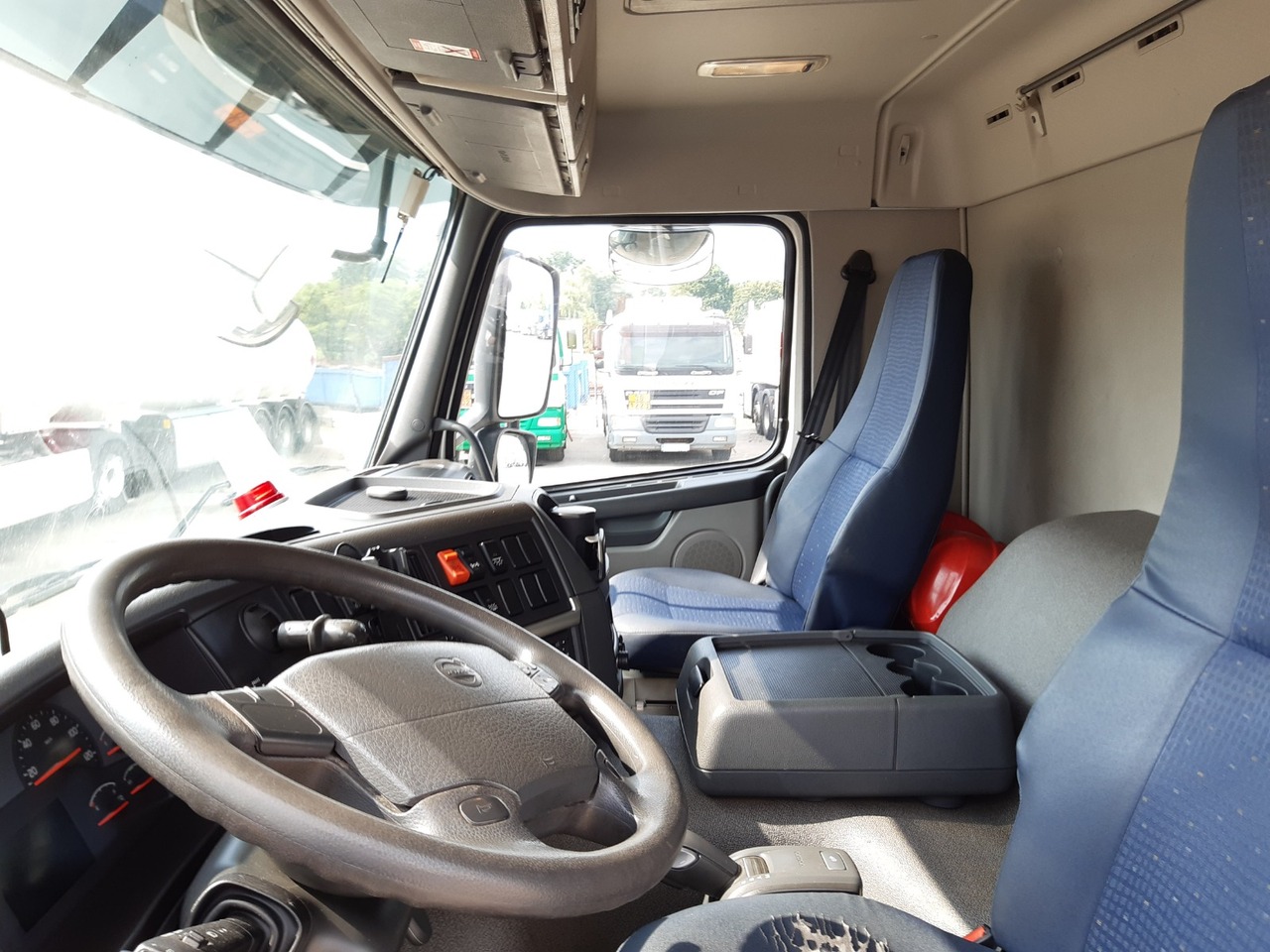 Volvo FMFH - Tank truck: picture 5 Volvo FMFH - Tank truck: picture 5