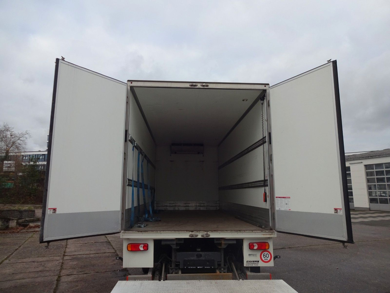 Lease a DAF LF 220, 16 T, LBW, Türen, Klima, Automat, Kamera DAF LF 220, 16 T, LBW, Türen, Klima, Automat, Kamera: picture 8