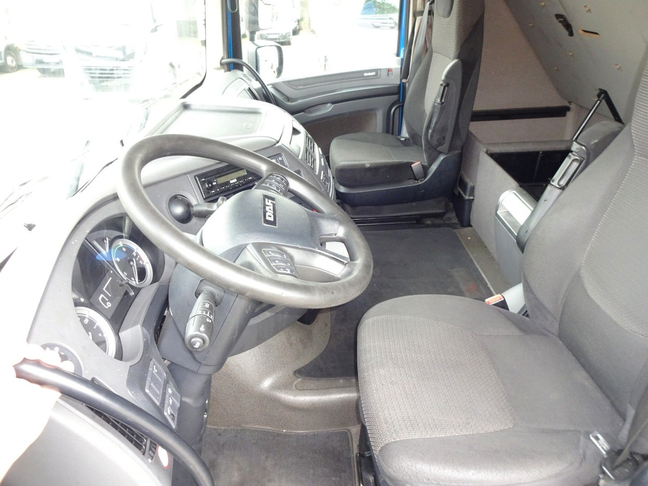 Lease a  DAF XF 440, SC, Klima, 2 x Tank, Intarder, Standklim DAF XF 440, SC, Klima, 2 x Tank, Intarder, Standklim: picture 14