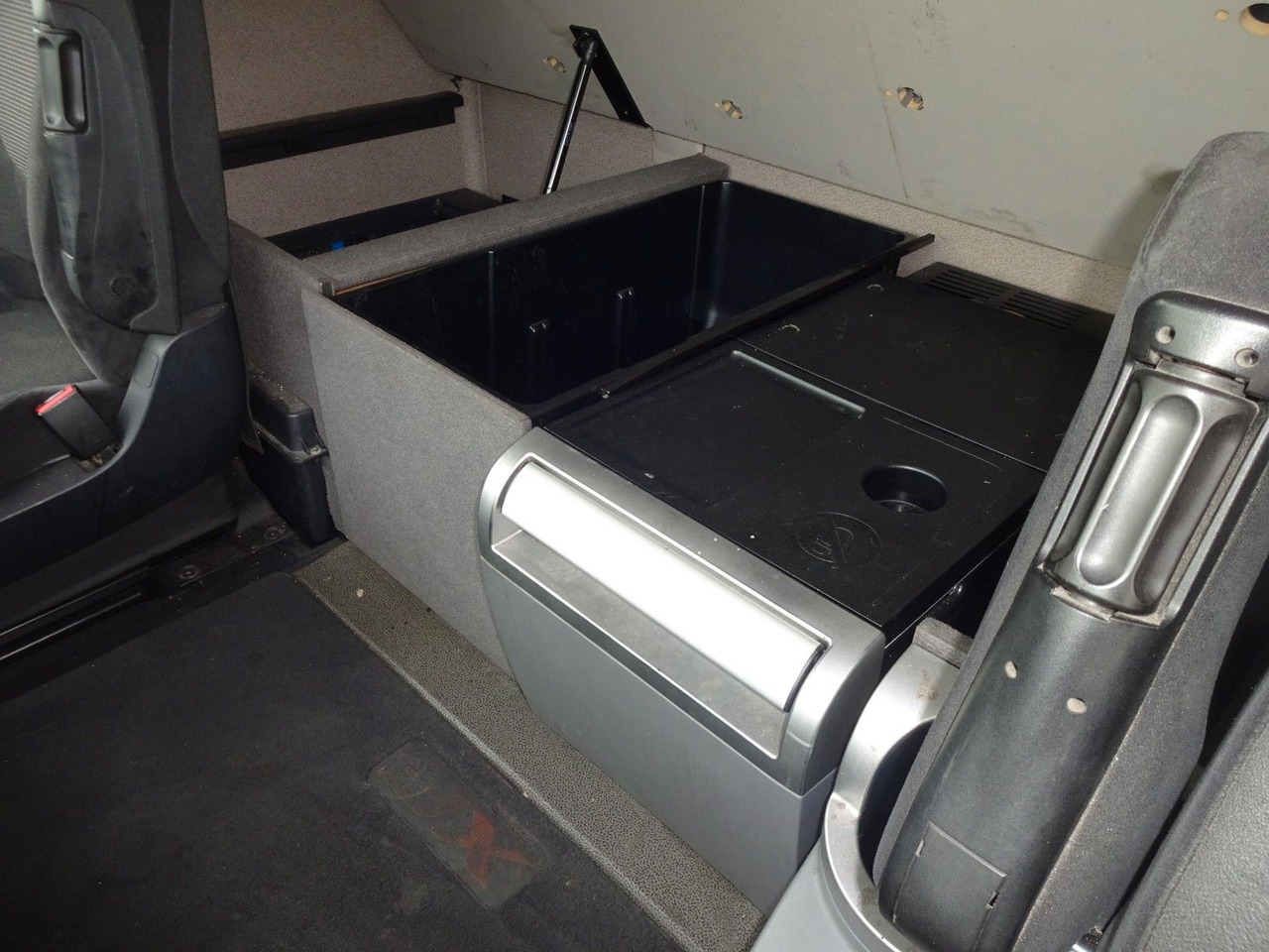 Lease a  DAF XF 440, SC, Klima, 2 x Tank, Intarder, Standklim DAF XF 440, SC, Klima, 2 x Tank, Intarder, Standklim: picture 21
