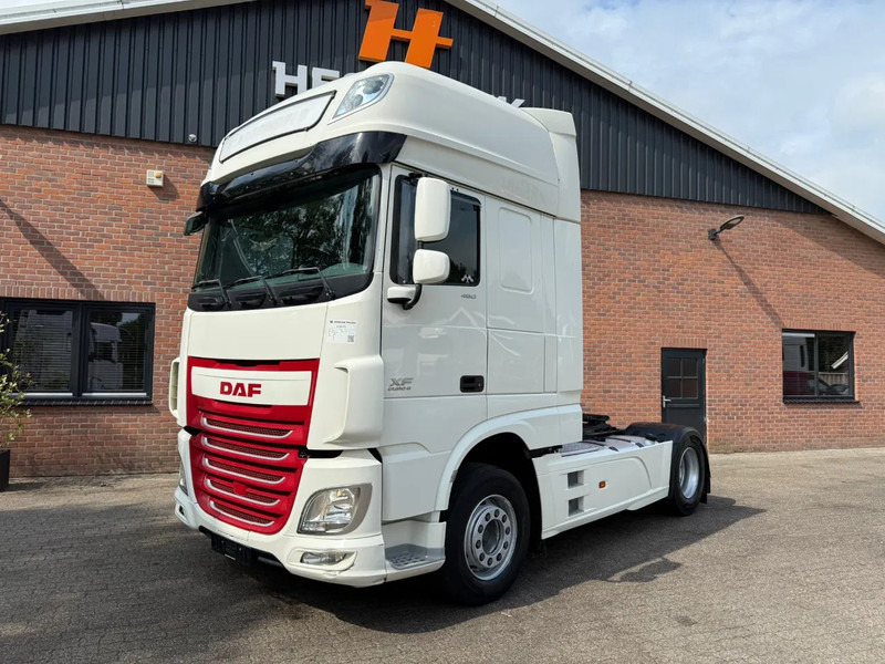 DAF XF 460 SSC Super Space 2x tank ACC German truck - Tractor unit: picture 1 DAF XF 460 SSC Super Space 2x tank ACC German truck - Tractor unit: picture 1