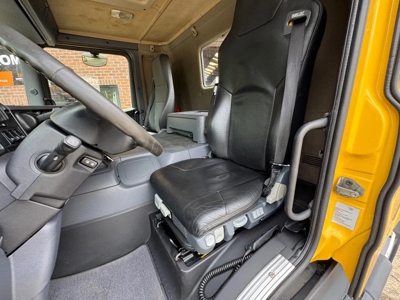 Scania P280 4X2 Dagcabine Airco EURO 6 NL Truck - Tractor unit: picture 5 Scania P280 4X2 Dagcabine Airco EURO 6 NL Truck - Tractor unit: picture 5