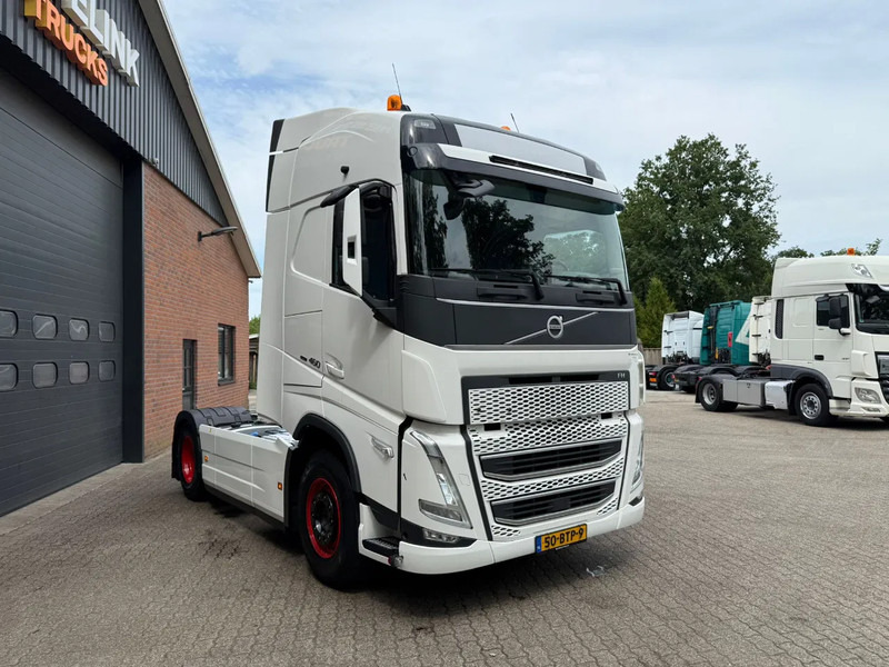 Volvo FH 460 4X2 Globetrotter Hydraulic Standairco 240.904KM NL Truck - Tractor unit: picture 2 Volvo FH 460 4X2 Globetrotter Hydraulic Standairco 240.904KM NL Truck - Tractor unit: picture 2