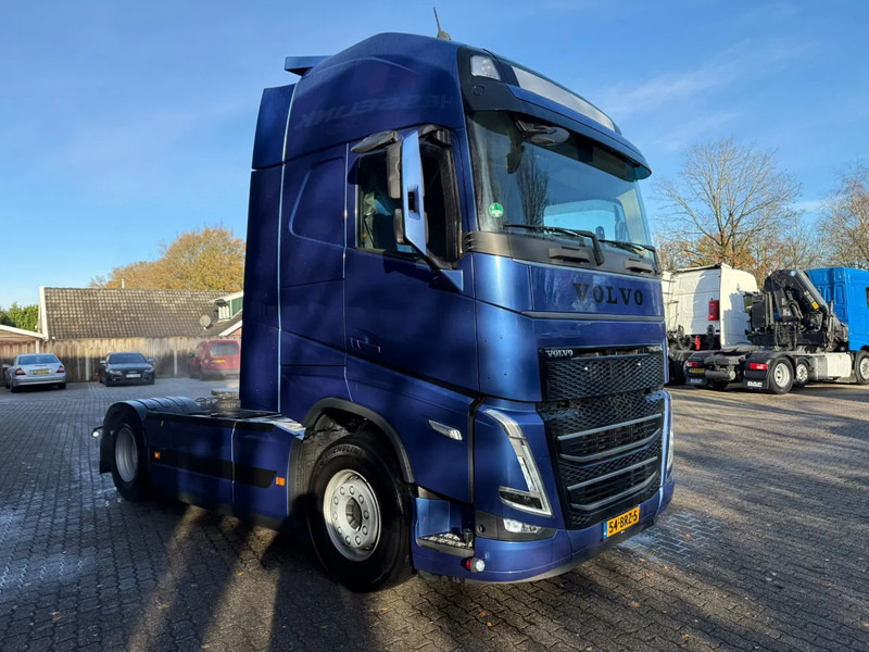 Volvo FH 460 Globetrotter XL 2x tank Standairco 405.369KM! NL Truck - APK 09-2026 - Tractor unit: picture 4 Volvo FH 460 Globetrotter XL 2x tank Standairco 405.369KM! NL Truck - APK 09-2026 - Tractor unit: picture 4