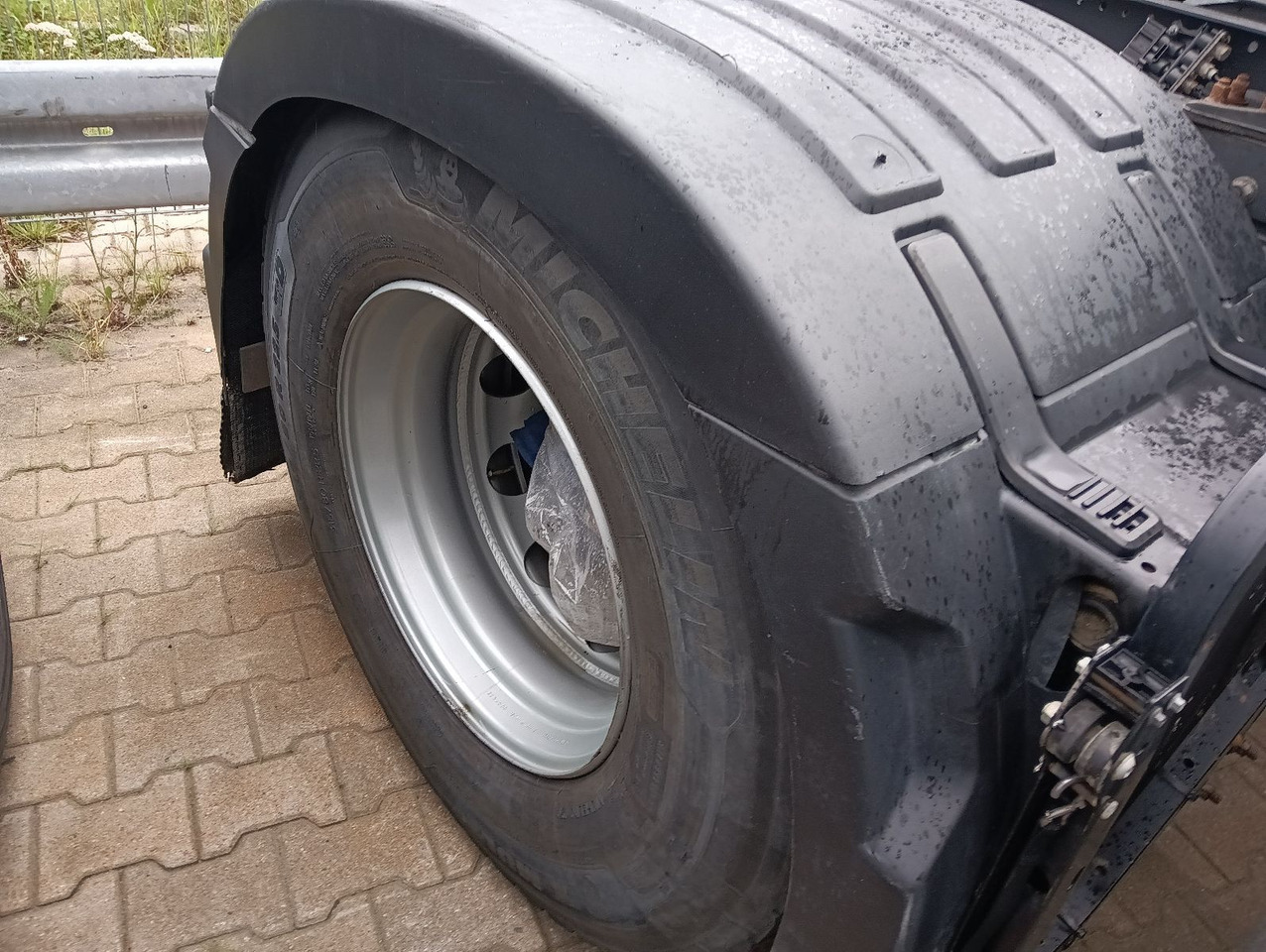 Tractor unit Volvo FH 500 4x2T X-Track Globe I-PARC HydraulikUNFALL: picture 28