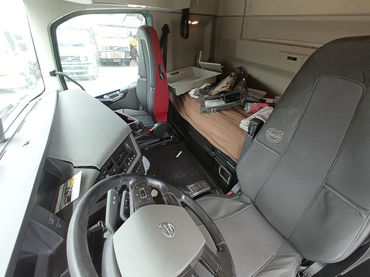 Tractor unit Volvo FH 500 4x2T X-Track Globe I-PARC HydraulikUNFALL: picture 9
