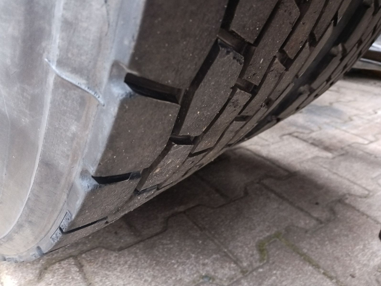 Tractor unit Volvo FH 500 4x2T X-Track Globe I-PARC HydraulikUNFALL: picture 29