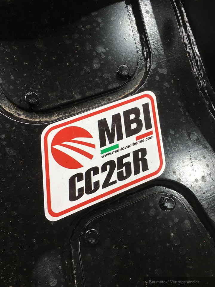 MBI CC25R für 25- 32to. Bagger - Demolition shears for Construction machinery: picture 4 MBI CC25R für 25- 32to. Bagger - Demolition shears for Construction machinery: picture 4
