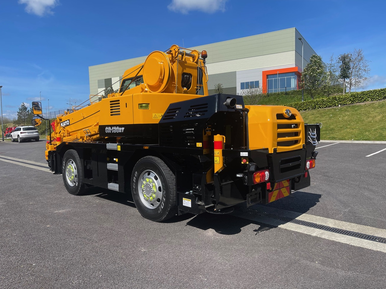 KATO CR-130Rv - 13 Ton Crane - Joystick Control & Stage V Engine - Mobile crane: picture 3 KATO CR-130Rv - 13 Ton Crane - Joystick Control & Stage V Engine - Mobile crane: picture 3