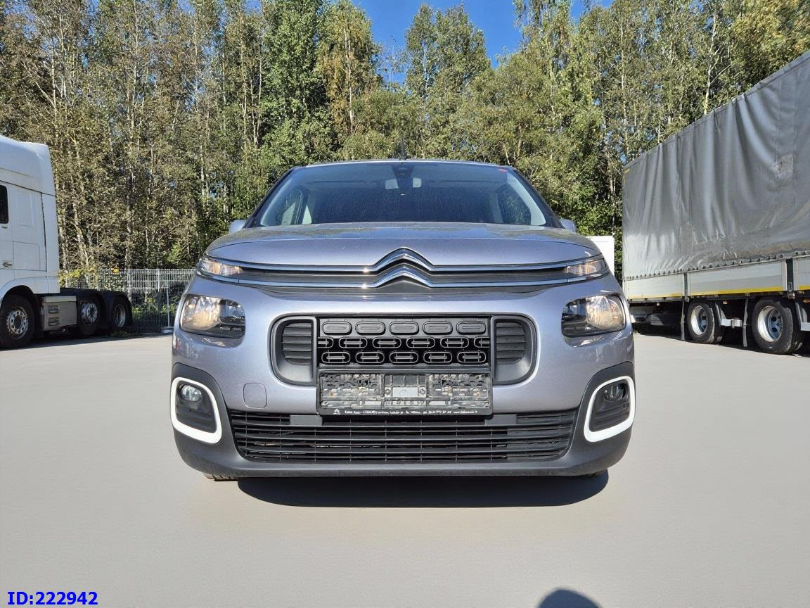 CITROEN Berlingo - Car: picture 2 CITROEN Berlingo - Car: picture 2