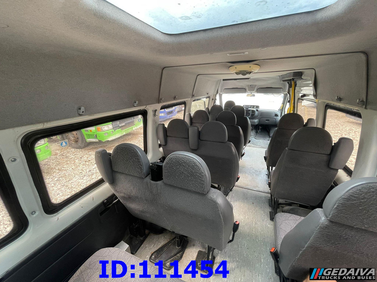 Coach FORD Transit Manual 17-seater: picture 16