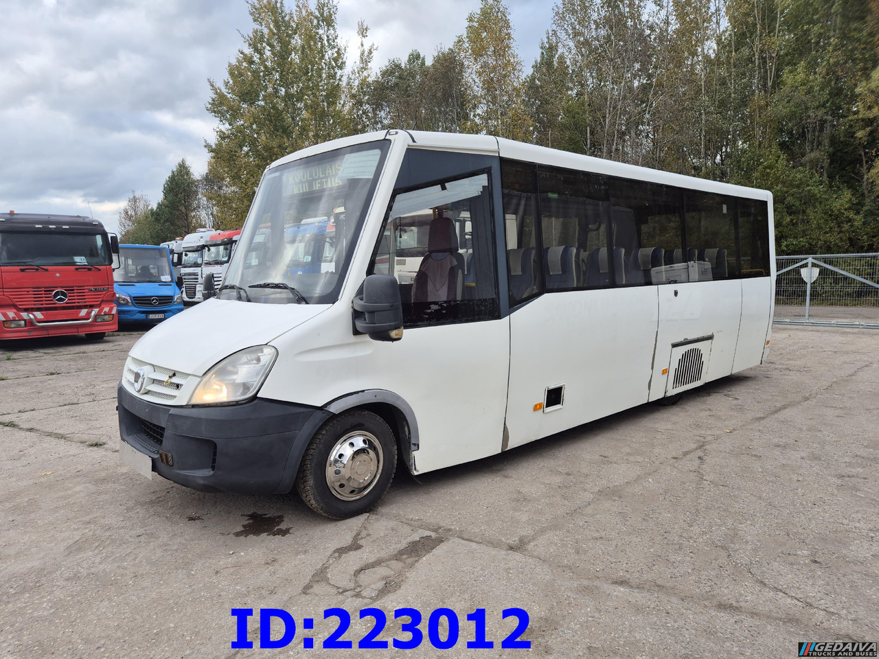 IVECO Daily 50C18 - 23-seater - Coach: picture 1 IVECO Daily 50C18 - 23-seater - Coach: picture 1