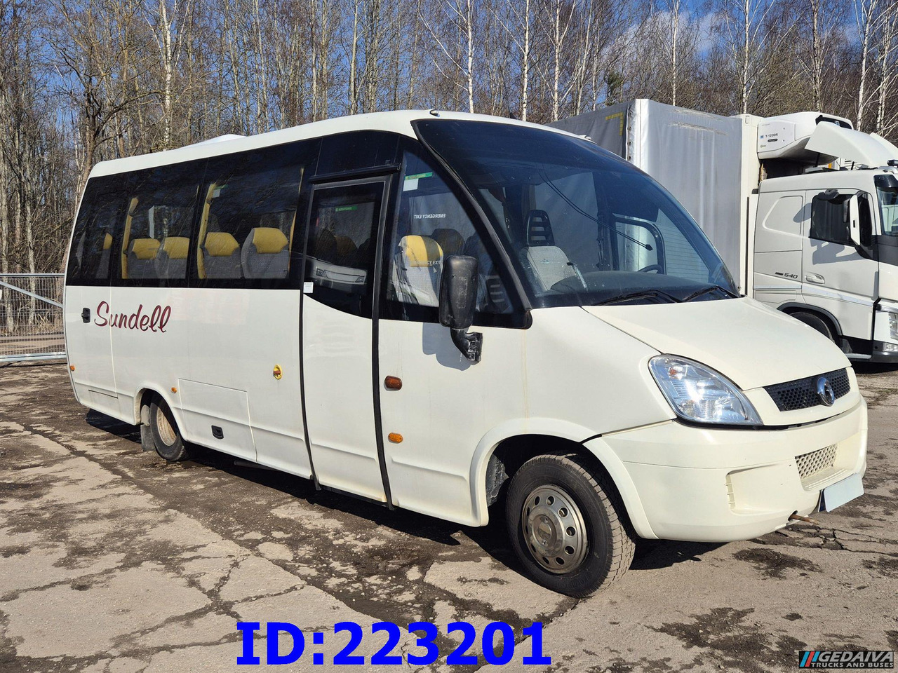 IVECO Wing 25-seater (Engine problem) - Coach: picture 4 IVECO Wing 25-seater (Engine problem) - Coach: picture 4