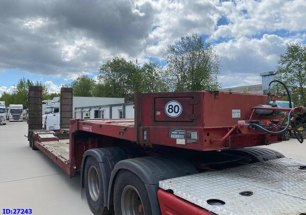 LANGENDORF Satbue 20/28 - Low bed - Low loader semi-trailer: picture 2 LANGENDORF Satbue 20/28 - Low bed - Low loader semi-trailer: picture 2