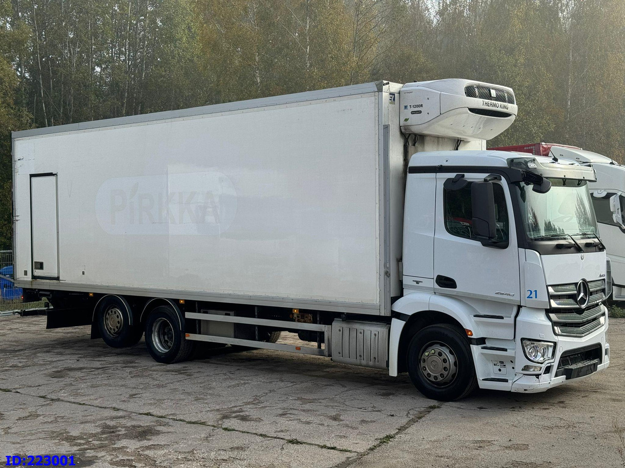 MERCEDES-BENZ Antos 2540 6x2 Euro6 - Refrigerator truck: picture 2 MERCEDES-BENZ Antos 2540 6x2 Euro6 - Refrigerator truck: picture 2
