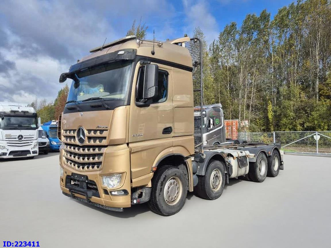 MERCEDES-BENZ Arocs 3763 8x4 Euro6 - Cab chassis truck: picture 2 MERCEDES-BENZ Arocs 3763 8x4 Euro6 - Cab chassis truck: picture 2