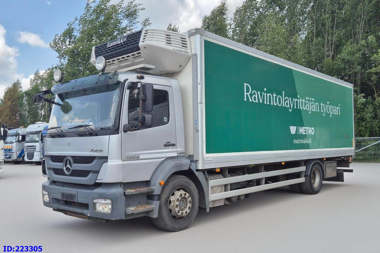 MERCEDES-BENZ Axor 1829 Euro5 Manual + Tail lift - Refrigerator truck: picture 1 MERCEDES-BENZ Axor 1829 Euro5 Manual + Tail lift - Refrigerator truck: picture 1