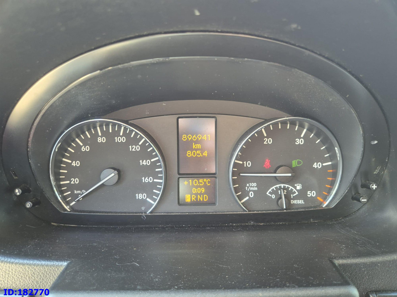 Coach MERCEDES-BENZ Sprinter 319 VIP Euro5: picture 12